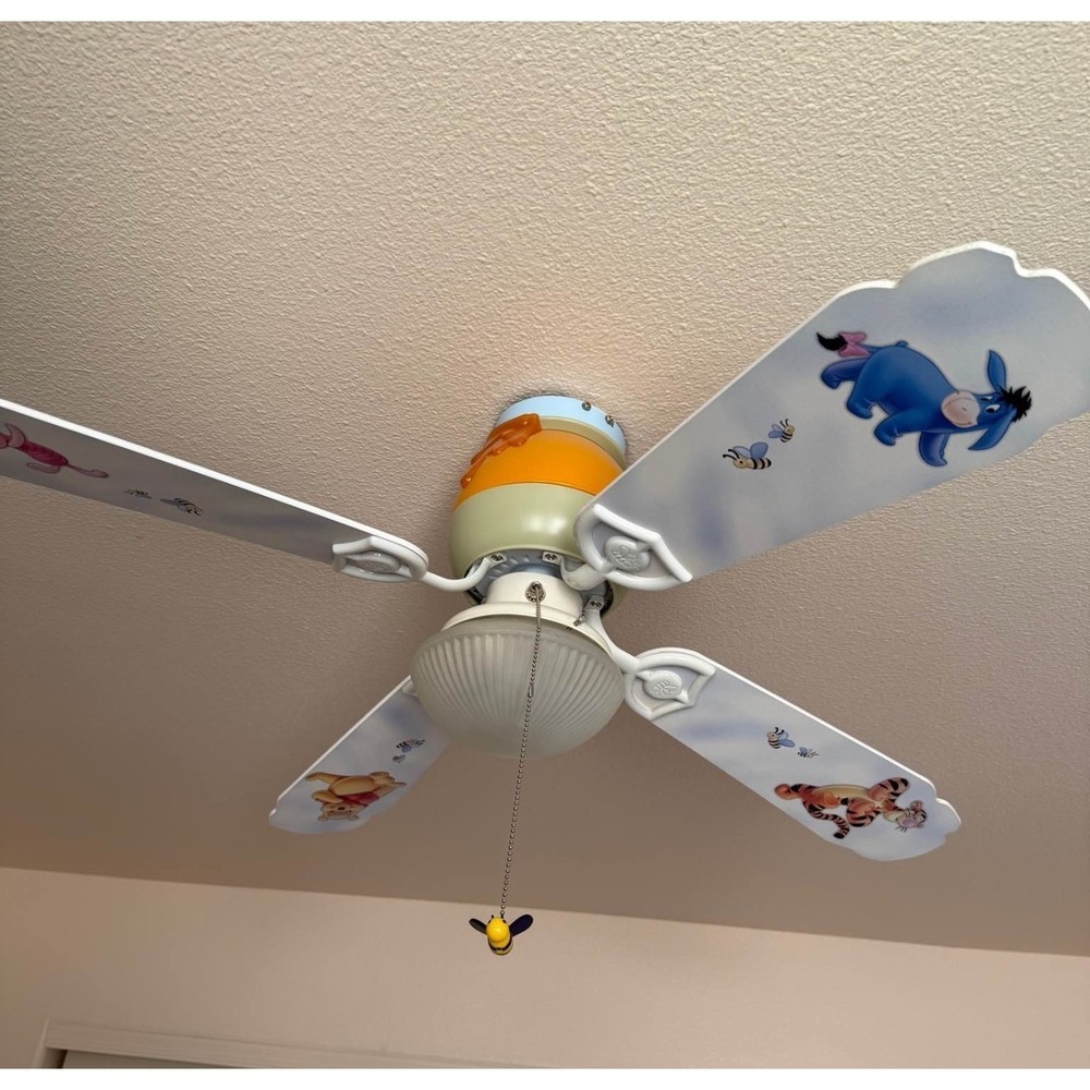Pooh Storytime 42 in 4-Blade Ceiling Fan w/ Light, Reverse, Vintage Pooh Tested